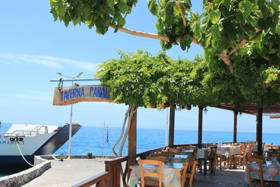 Paralia Guest House Agia Roúmeli Exterior foto