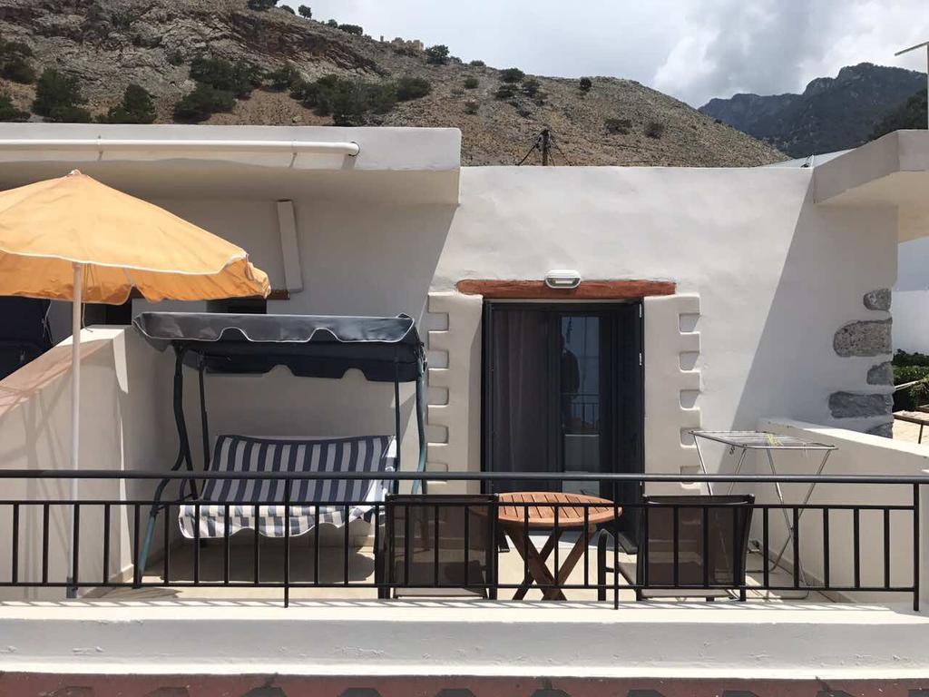 Paralia Guest House Agia Roúmeli Exterior foto
